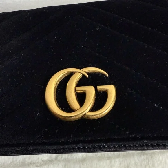 Black GG Chain Wallet - Picture 10 of 15